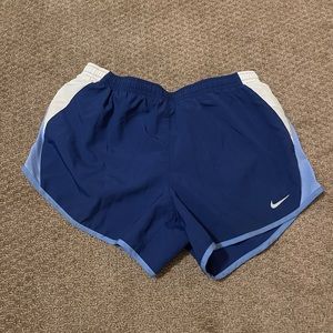 🍂 Nike running short
